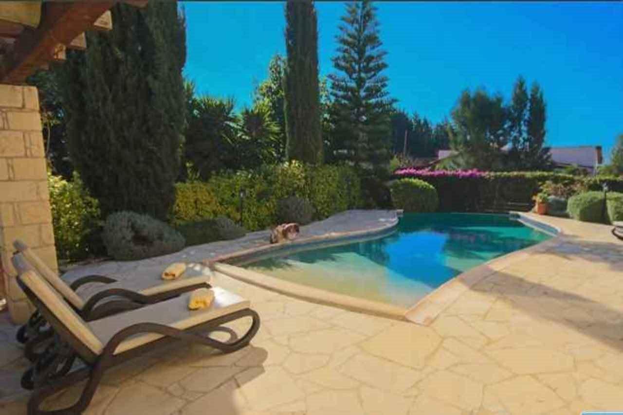 Villa Camelot By Ezoria Villas Coral Bay Exterior foto
